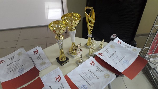 debat-04